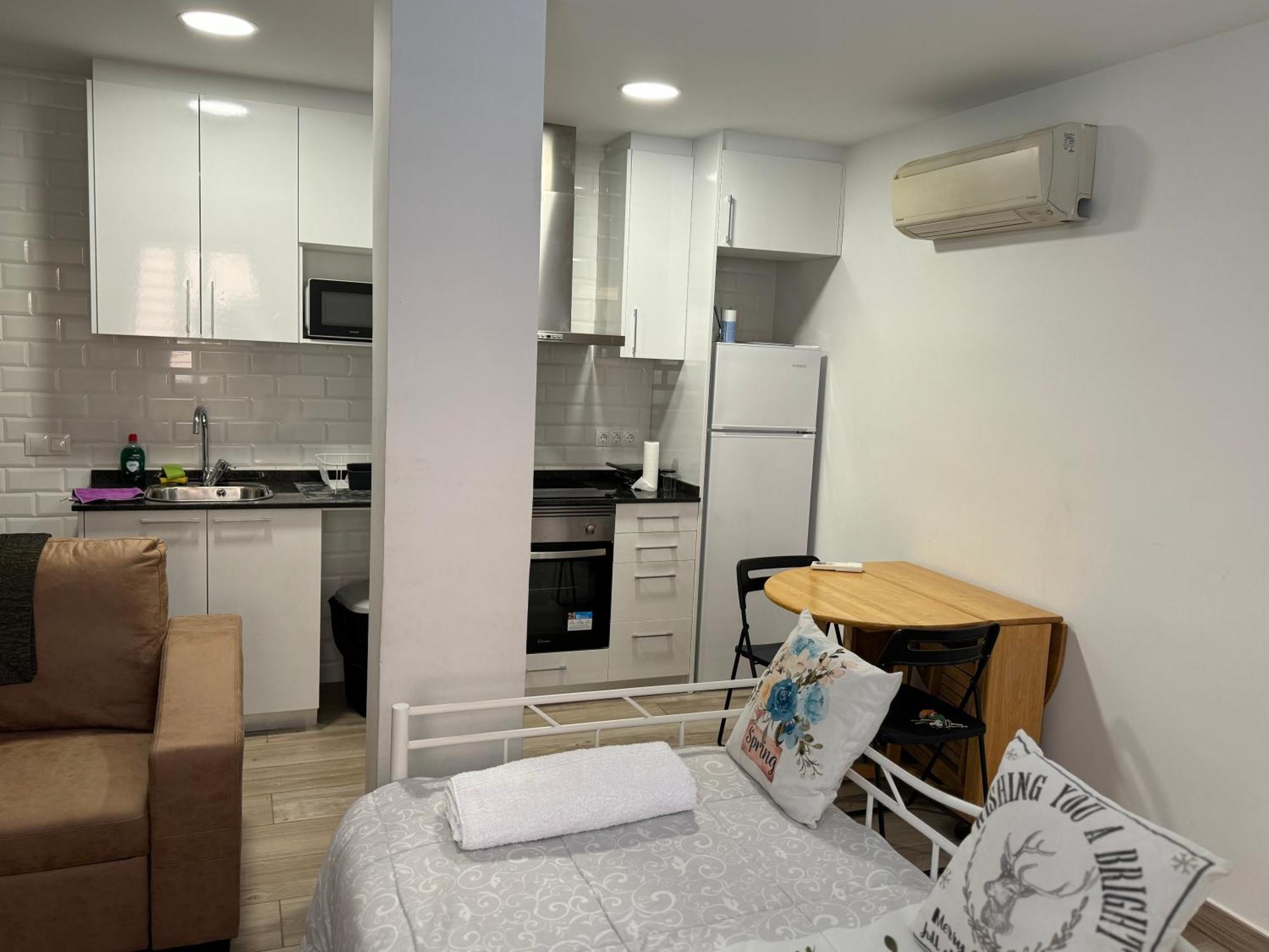 Apartamento Centro Apartment Rubí Екстериор снимка